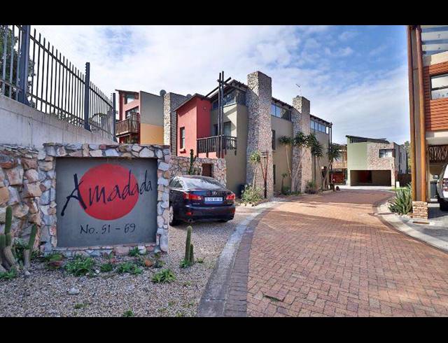 3 BEDROOM APARTMENT RENTED IN HUMEWOOD